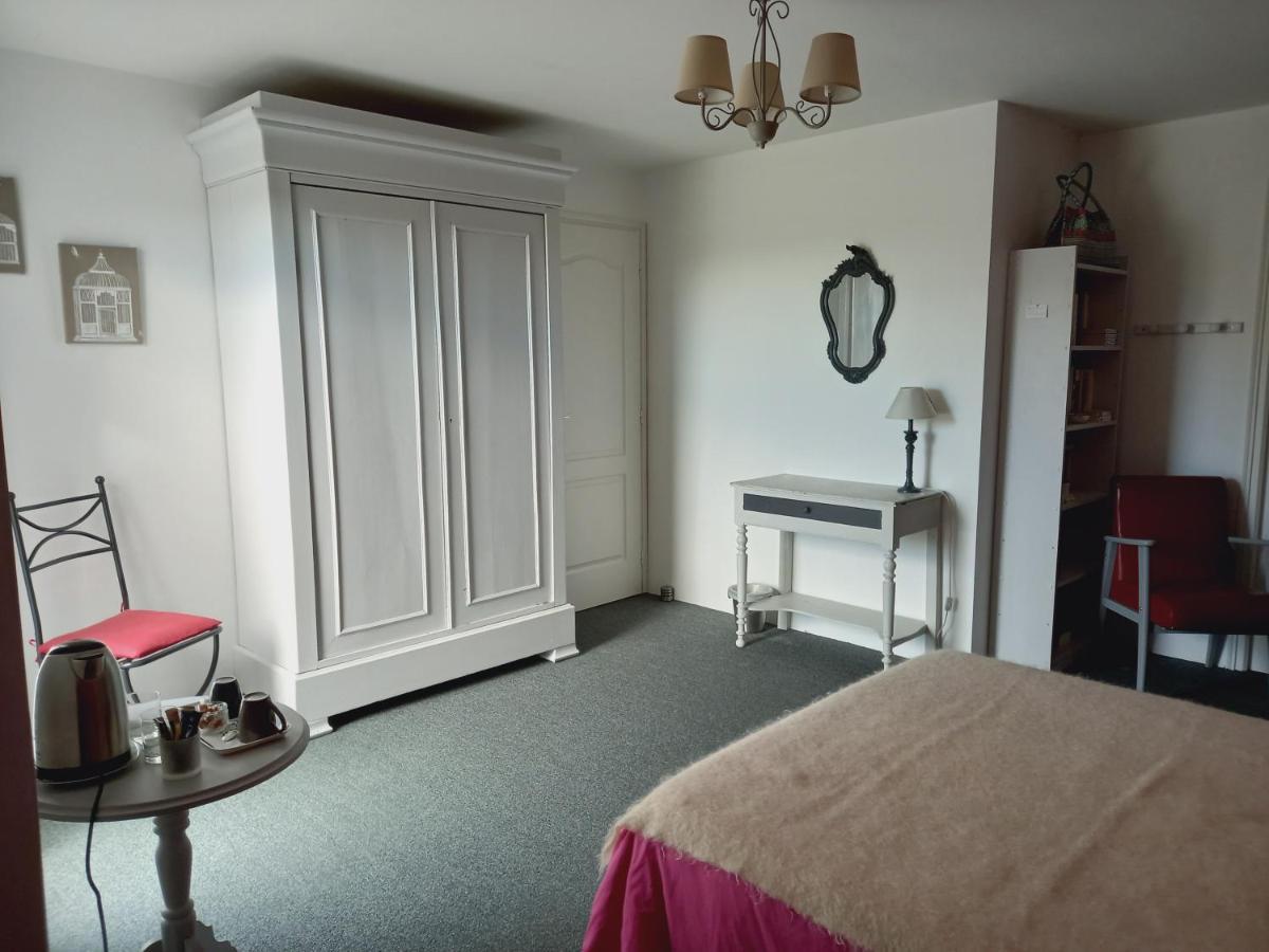 Ty Soaz Apartment Theix Екстериор снимка